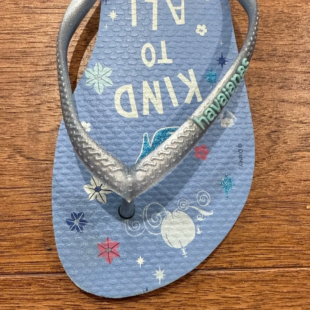 Havaianas Girls Kids Cinderella KIND TO ALL Slim Flip Flops - Size USA 2Y